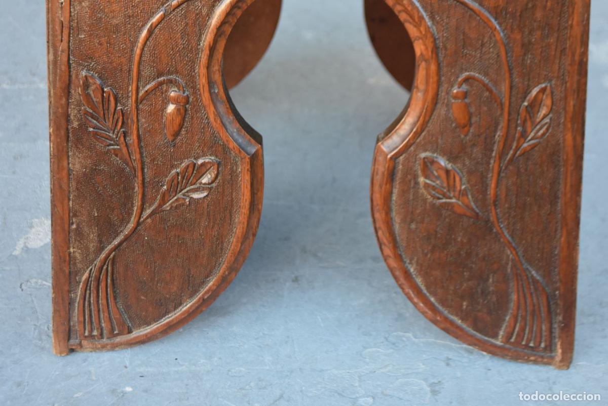 Antig&uuml;edades: Tabouret sculpt&eacute; en ch&ecirc;ne XIX&egrave;me - Foto 4