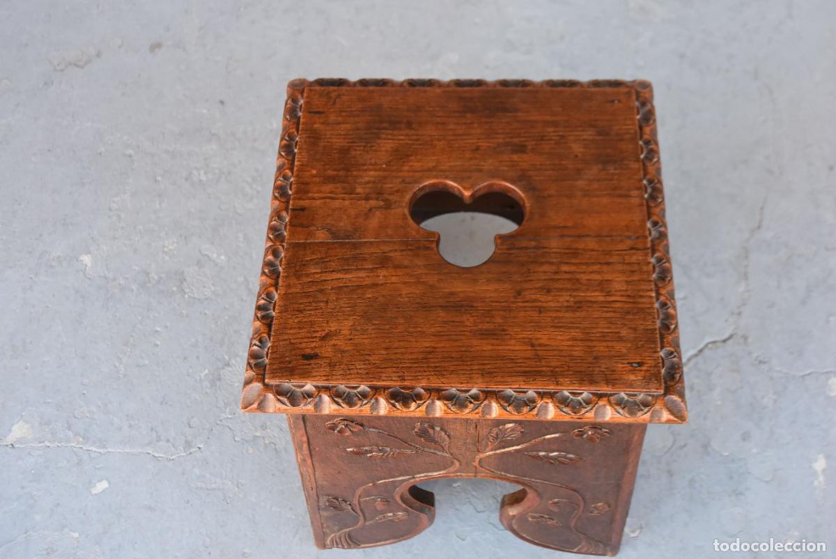 Antig&uuml;edades: Tabouret sculpt&eacute; en ch&ecirc;ne XIX&egrave;me - Foto 6
