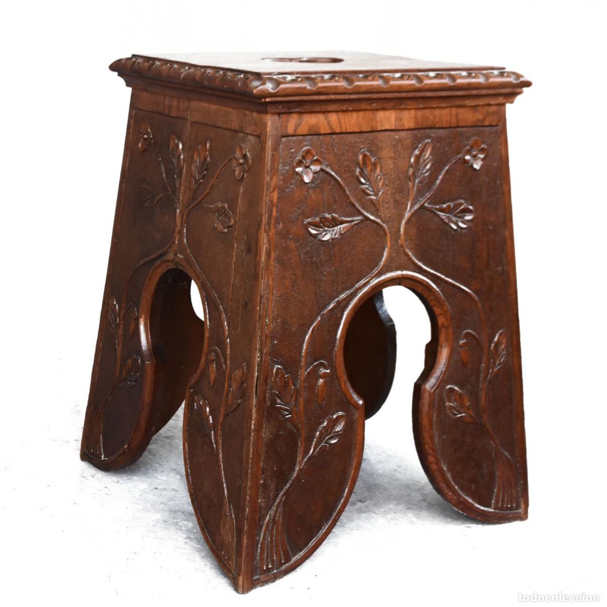 Antig&uuml;edades: Tabouret sculpt&eacute; en ch&ecirc;ne XIX&egrave;me - Foto 1