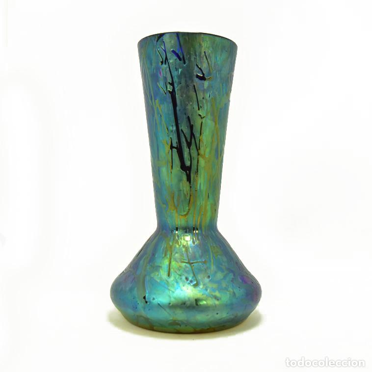 Antig&uuml;edades: Vase en fa&iuml;ence iris&eacute;e dapr&egrave;s Loetz vers 1900 - Foto 2