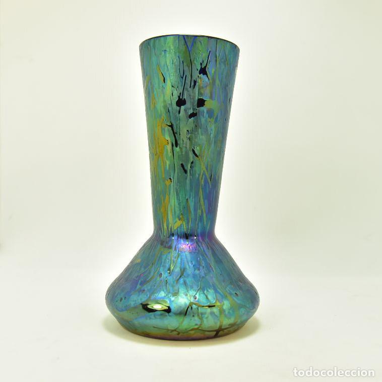 Antig&uuml;edades: Vase en fa&iuml;ence iris&eacute;e dapr&egrave;s Loetz vers 1900 - Foto 3