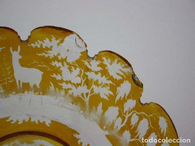 Antig&uuml;edades: Assiette en cristal grav&eacute; de boh&egrave;me - Foto 5