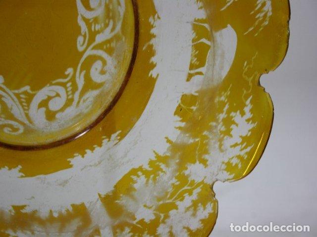 Antig&uuml;edades: Assiette en cristal grav&eacute; de boh&egrave;me - Foto 7