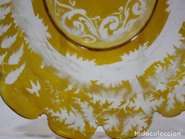 Antig&uuml;edades: Assiette en cristal grav&eacute; de boh&egrave;me - Foto 8