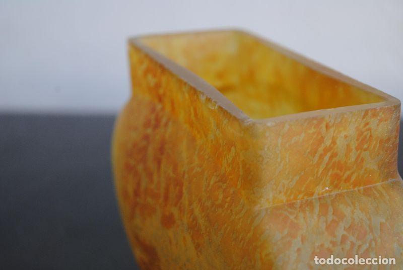 Antig&uuml;edades: Vase pansu de Daum &agrave; col rectangulaire jaune - Foto 6