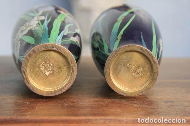 Antig&uuml;edades: Vases en cloisonn&eacute; chinois aux iris (paire) - Foto 4