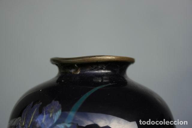 Antig&uuml;edades: Vases en cloisonn&eacute; chinois aux iris (paire) - Foto 5