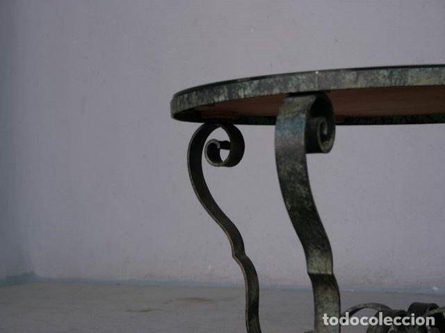 Antig&uuml;edades: Table basse fer forg&eacute; verre &eacute;glomis&eacute; - Foto 4