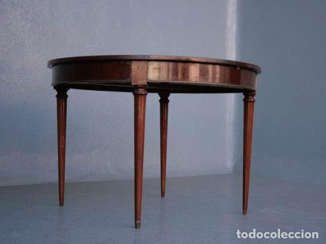 Antig&uuml;edades: Table ronde en acajou &agrave; bandeau - Foto 9