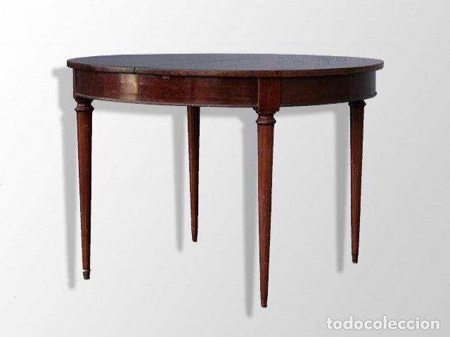 Antig&uuml;edades: Table ronde en acajou &agrave; bandeau - Foto 1