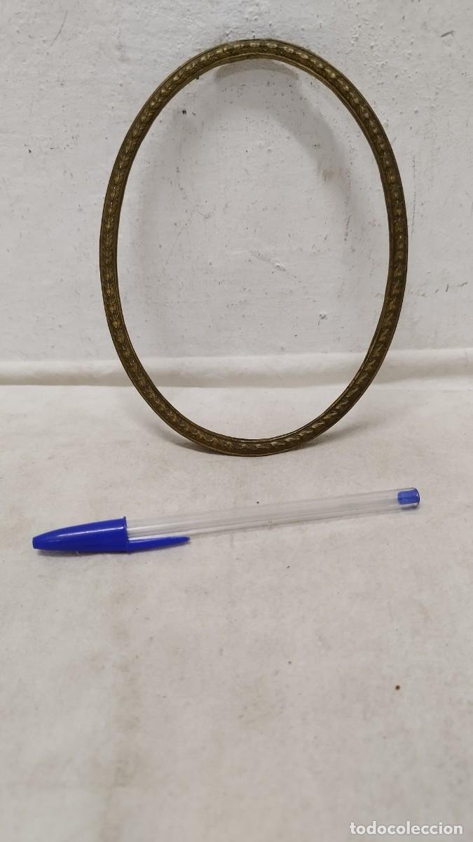 espejo ovalado con marco de resina.calado.86x68 - Compra venta en  todocoleccion
