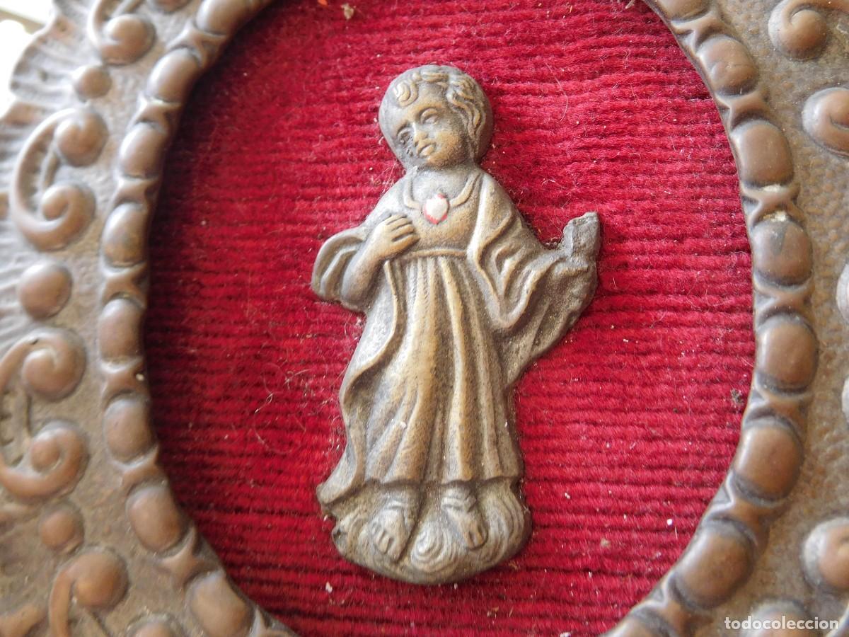 Antig&uuml;edades: Elemento religioso antiguo ni&ntilde;o Jes&uacute;s - Foto 3