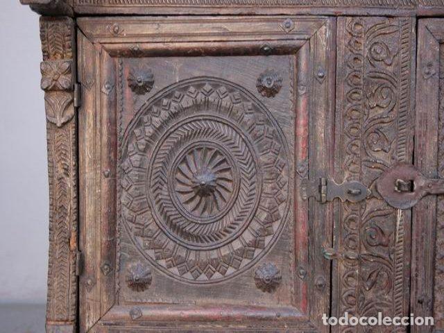 Antig&uuml;edades: Coffre bois sculpt&eacute; &eacute;l&eacute;ments anciens - Foto 10