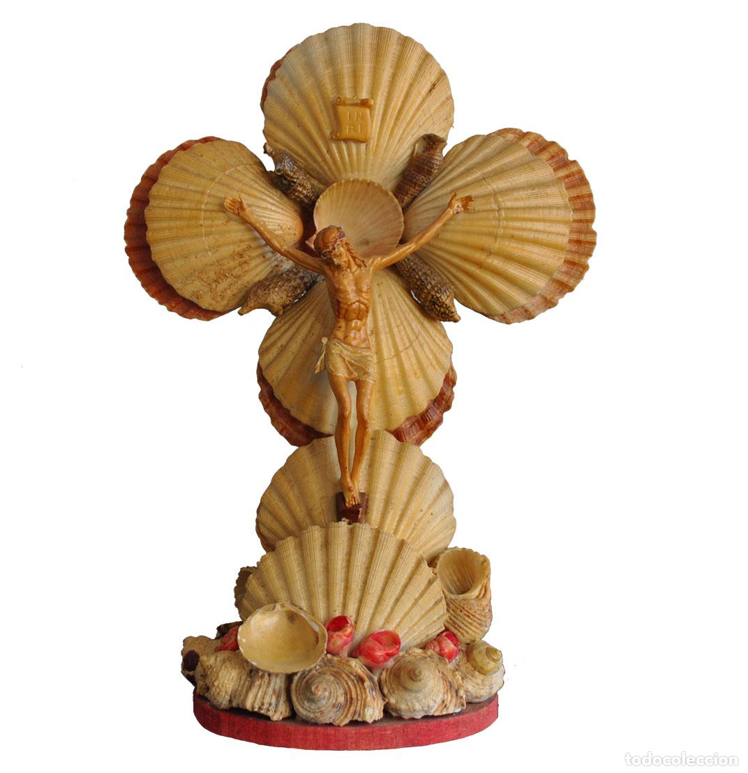 Antig&uuml;edades: Crucifix en coquille Saint-Jacques - Foto 1