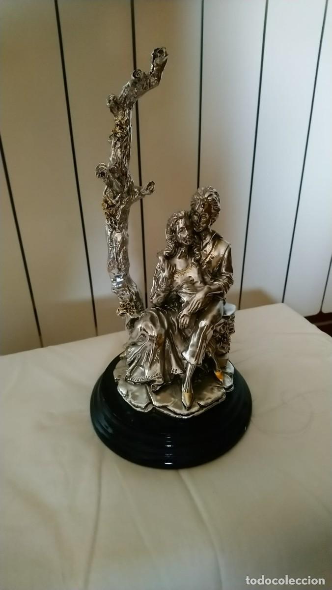 Antig&uuml;edades: enamorados con ba&ntilde;o de plata - Foto 3