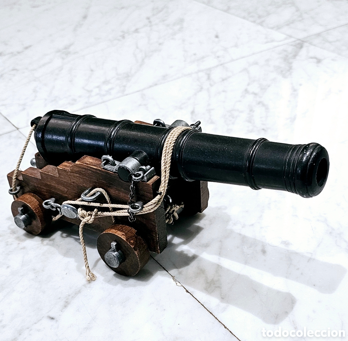Antig&uuml;edades: Colecci&oacute;n de 5 ca&ntilde;ones a escala. - Foto 3