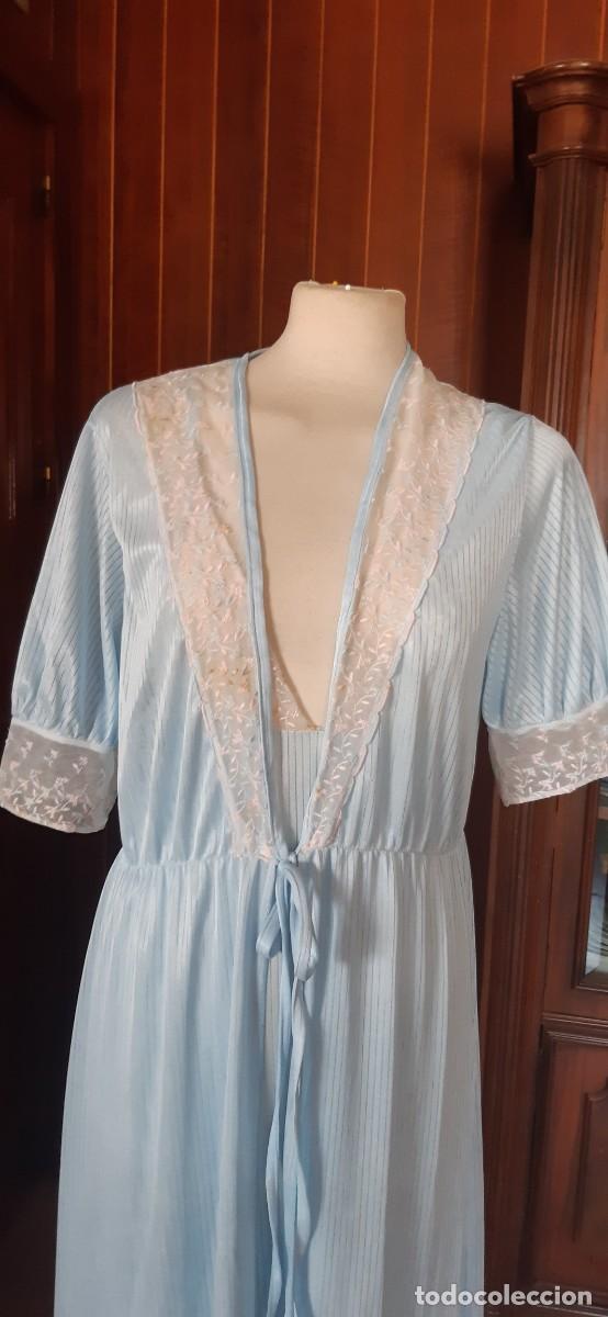 Antig&uuml;edades: CONJUNTO DE BATA Y CAMIS&Oacute;N TALLA 7, CON ENCAJE. - Foto 2