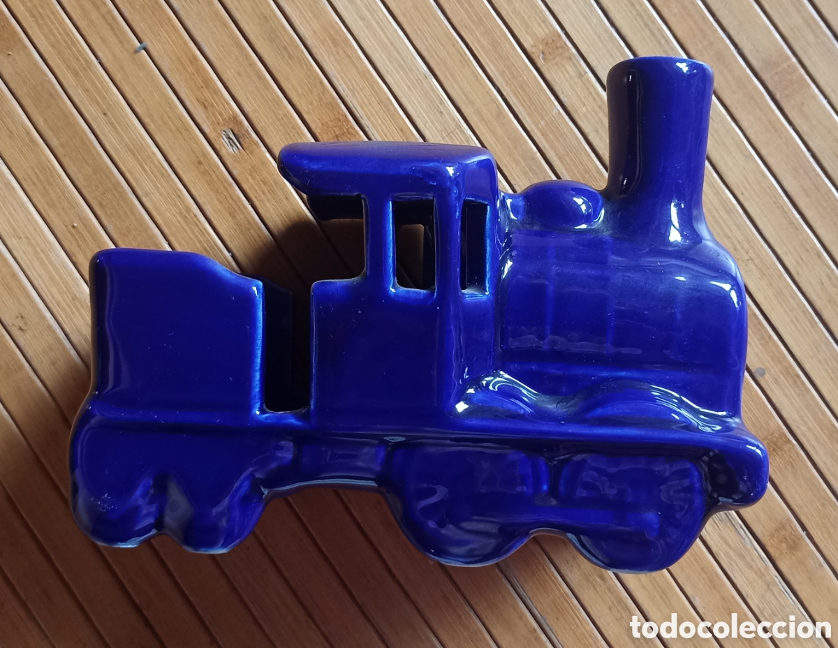 Antig&uuml;edades: Tren locomotora cer&aacute;mica azul