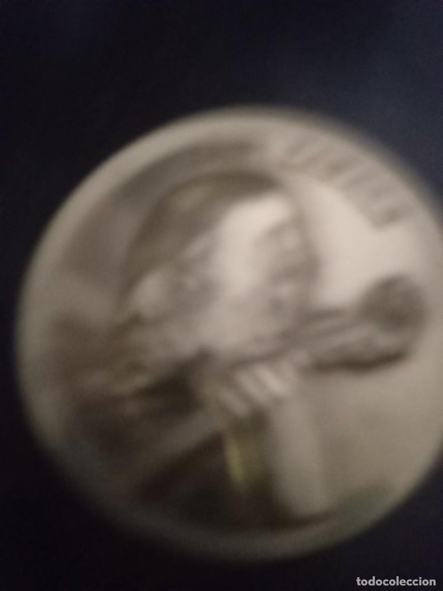 Antig&uuml;edades: Medalla de Pau Casals. - Foto 2