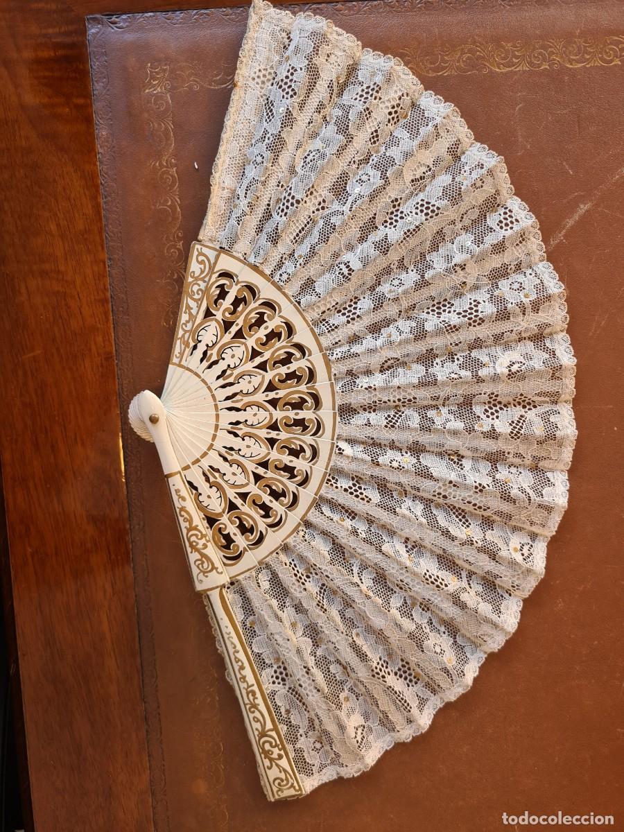 Antig&uuml;edades: ABANICO BLONDA Y MADERA - Foto 1