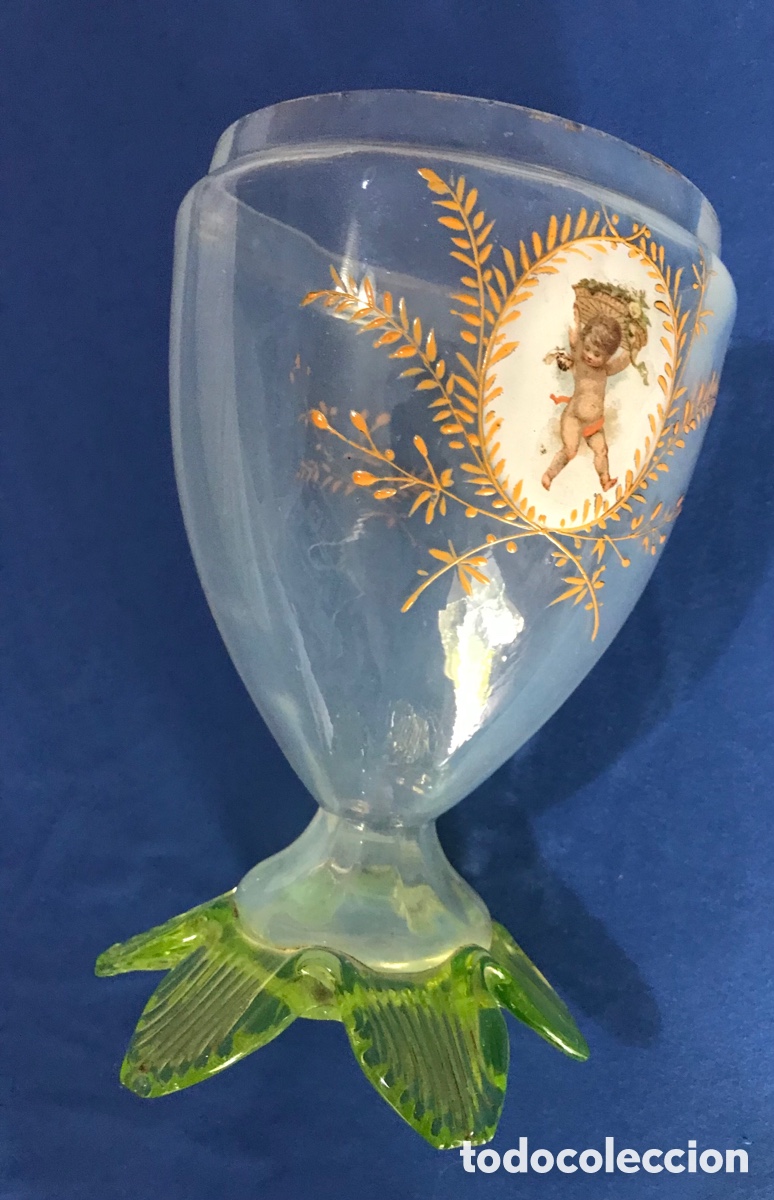 Antig&uuml;edades: Bombonera Cristal opalino - Foto 1