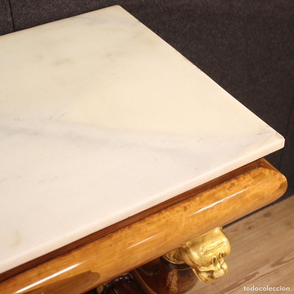 Antig&uuml;edades: Gran consola con incrustaciones del siglo XIX. - Foto 9