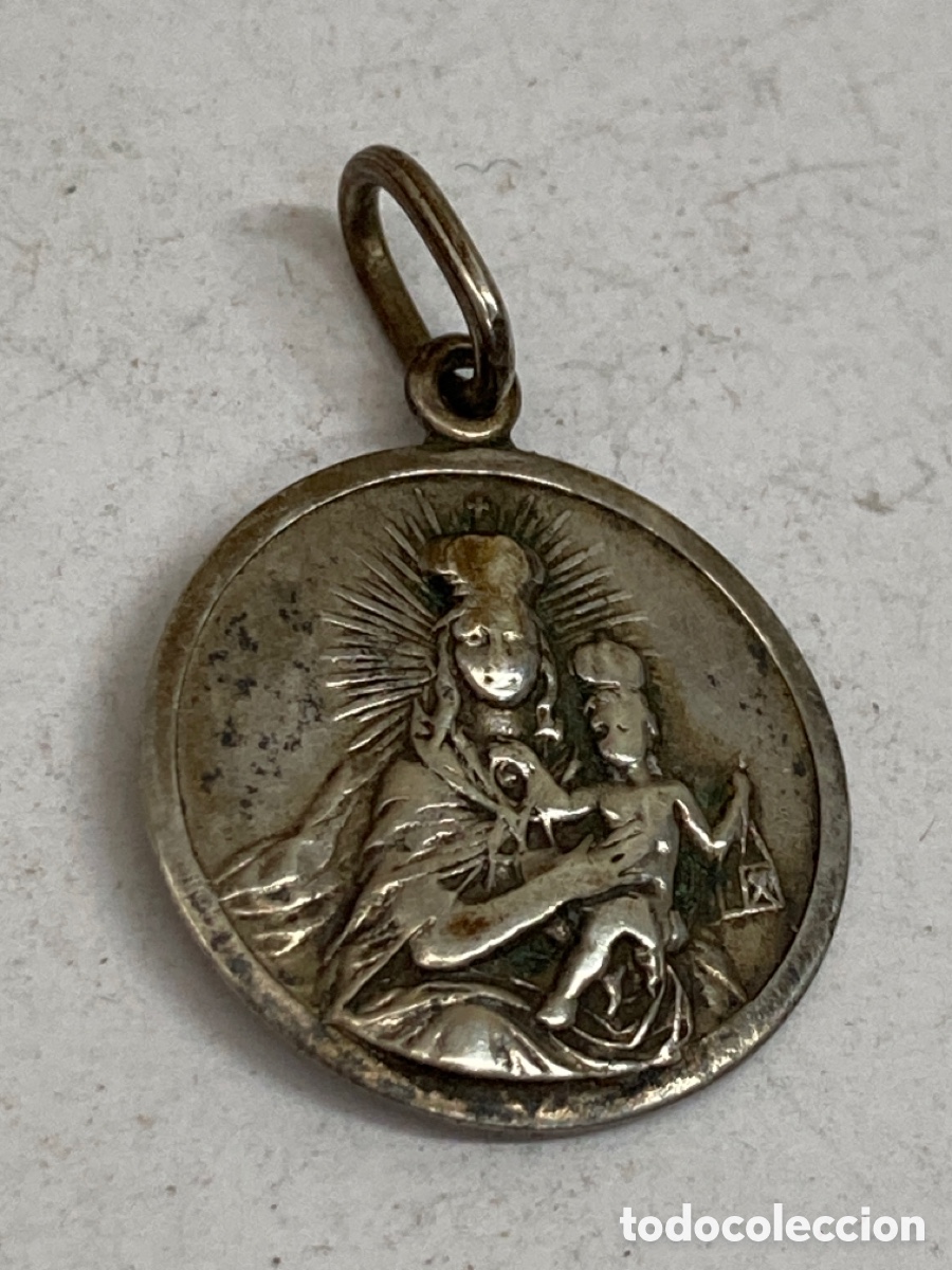 Antig&uuml;edades: Medalla de plata religiosa C89 - Foto 2