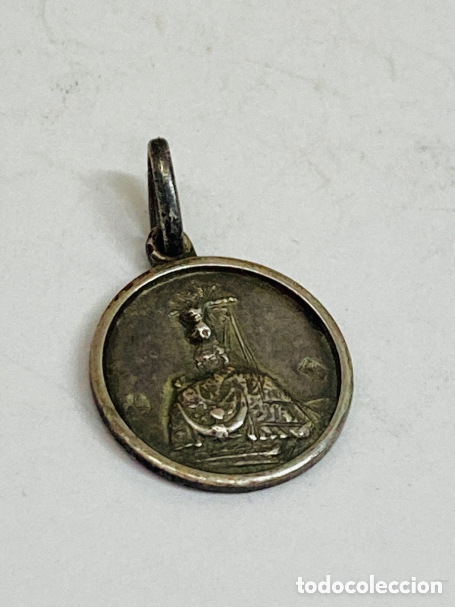Antig&uuml;edades: Medalla de plata religiosa C83 - Foto 1