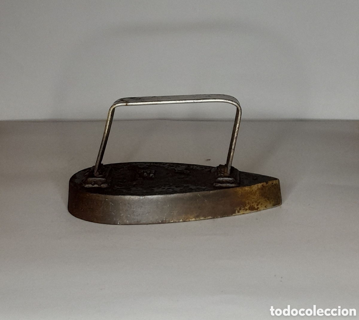 Antig&uuml;edades: Plancha antigua. - Foto 1
