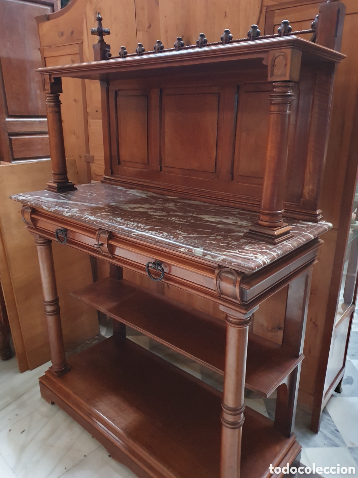 Antig&uuml;edades: Consola - Foto 1