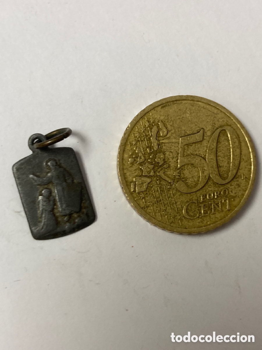 Antig&uuml;edades: Medalla met&aacute;lica /C74 - Foto 3