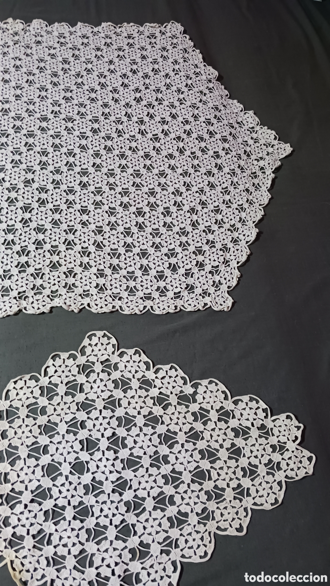 Antig&uuml;edades: Tapetes crochet conjunto - Foto 3