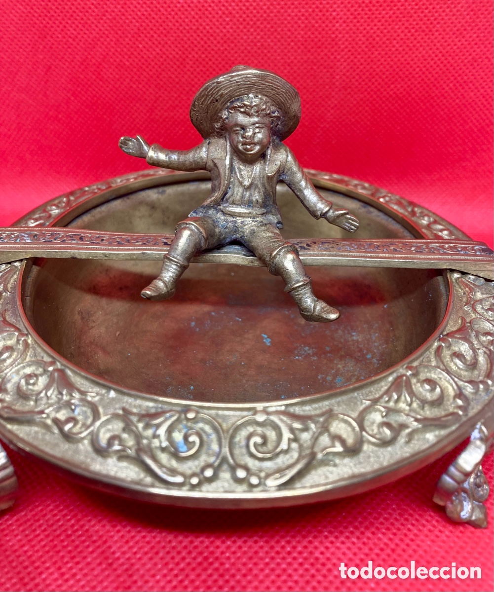 Antig&uuml;edades: ANTIGUO CENTRO DE MESA DE BRONCE - Foto 2