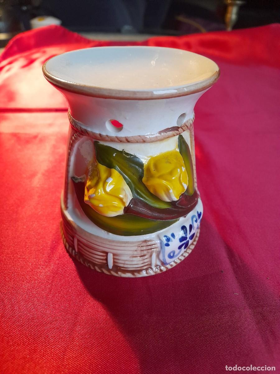 Antig&uuml;edades: Portavelas de cer&aacute;mica - Foto 2