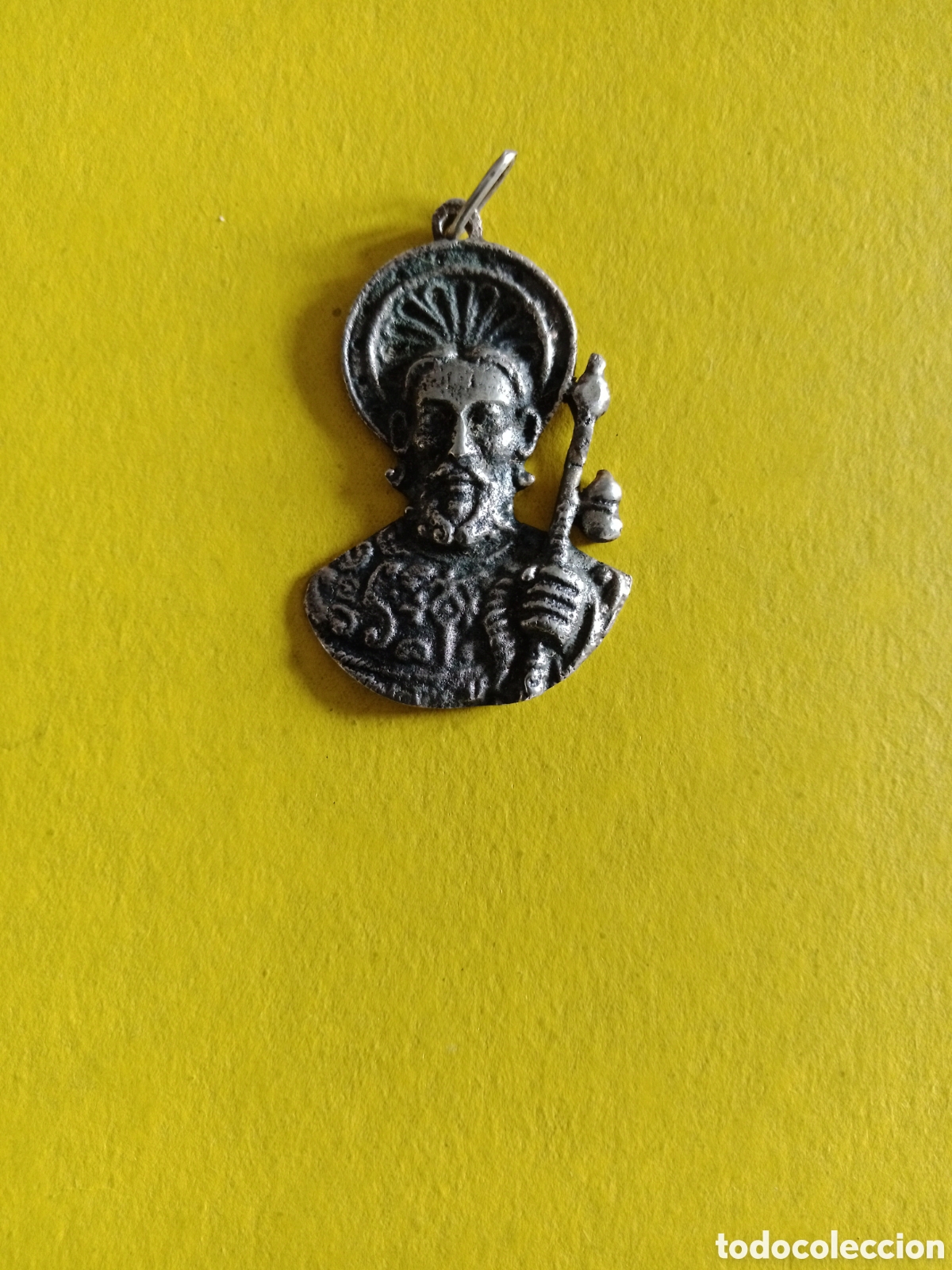 Antig&uuml;edades: Medalla del Ap&oacute;stol Santiago - Foto 1