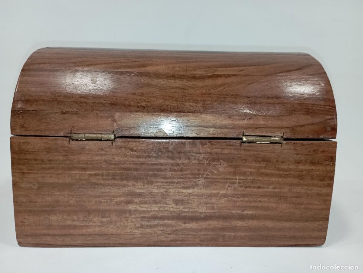 Antig&uuml;edades: Decorativo cofre de madera de Teca. A4 - Foto 4