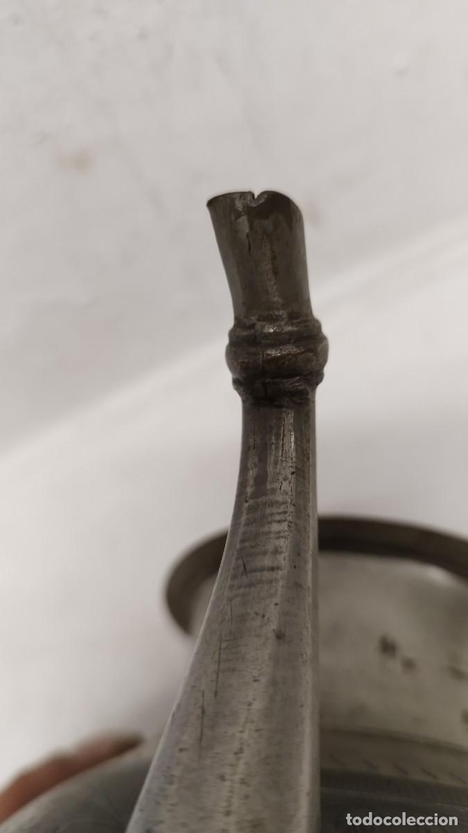 Antig&uuml;edades: Antigua Tetera de metal &Aacute;rabe - Foto 2