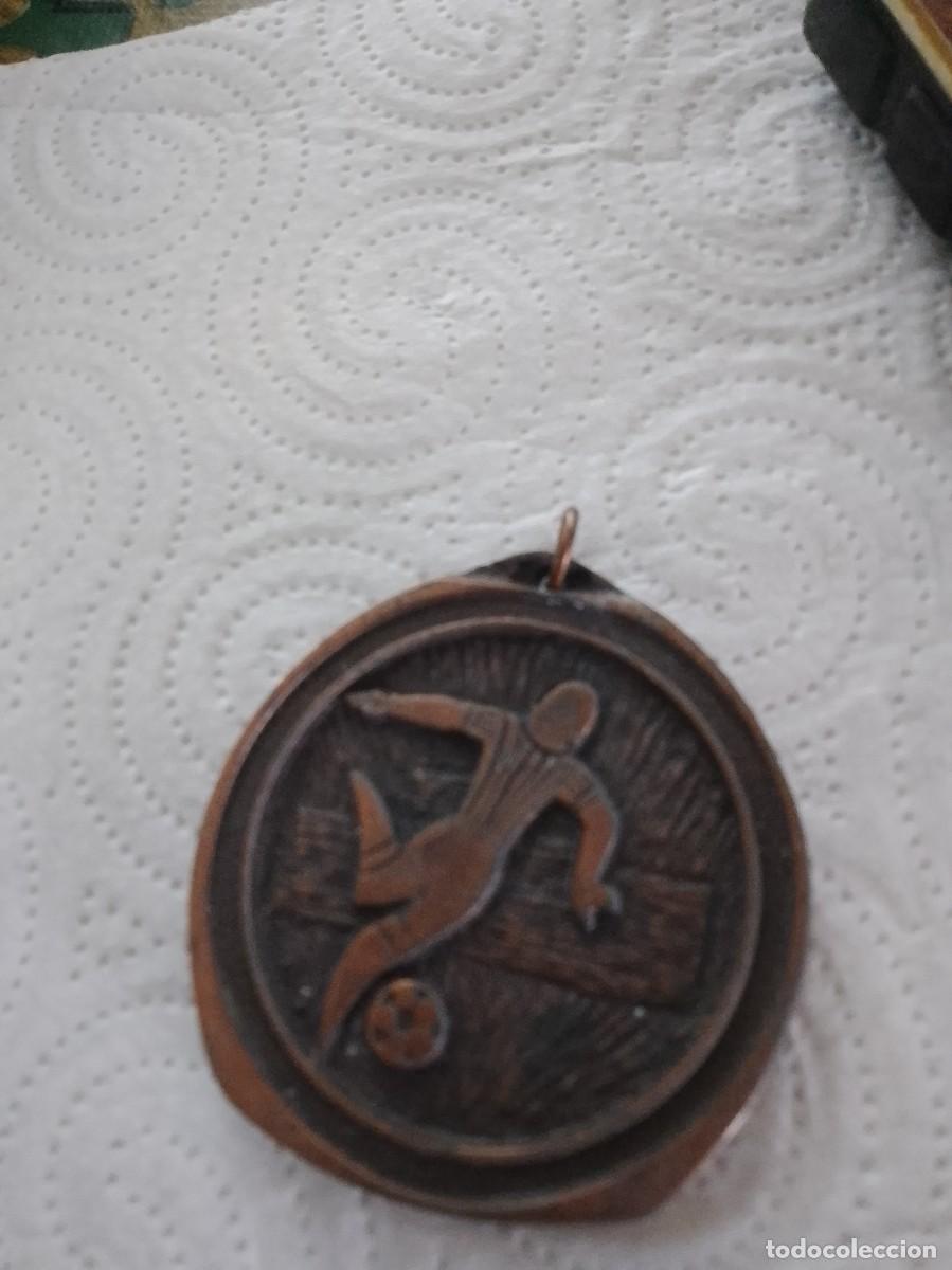 Antig&uuml;edades: Alev&iacute;n 89,90 medalla - Foto 1