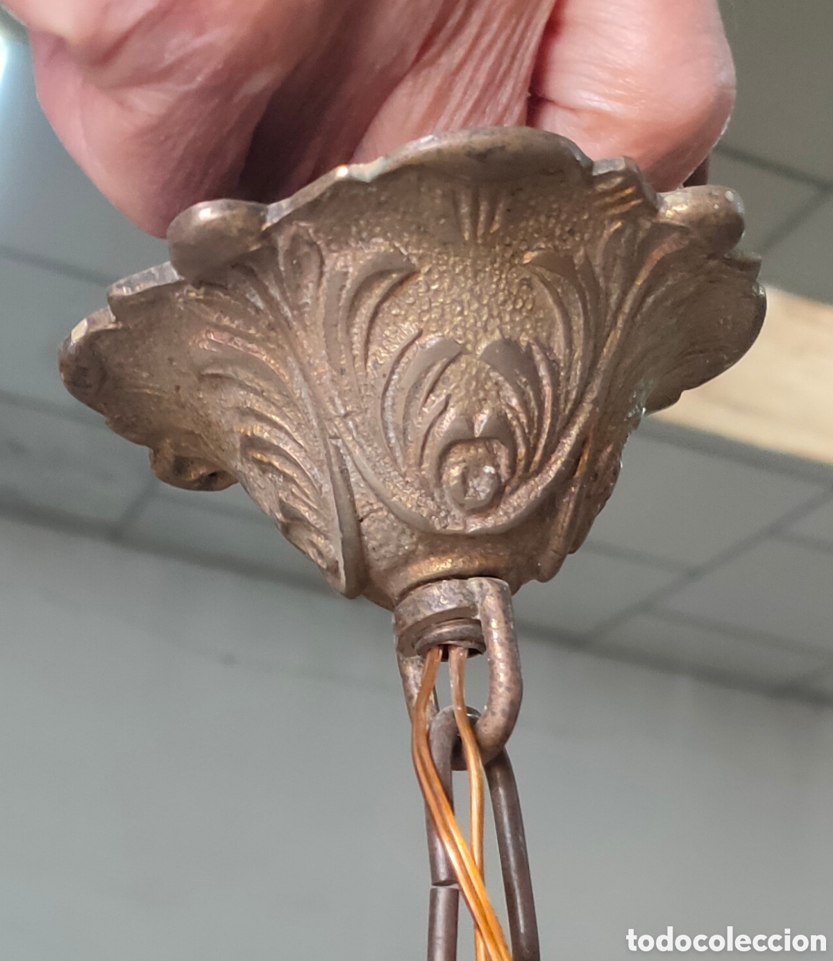 Antig&uuml;edades: Antigua lampara de techo de bronce de 9 luces - Foto 2
