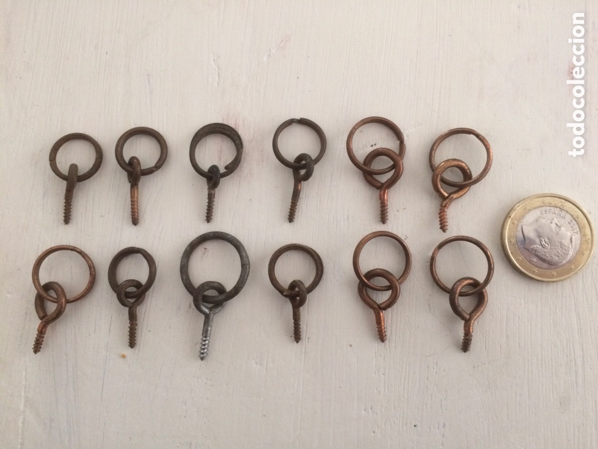 Antig&uuml;edades: Colgadores para marcos 4) - Foto 2
