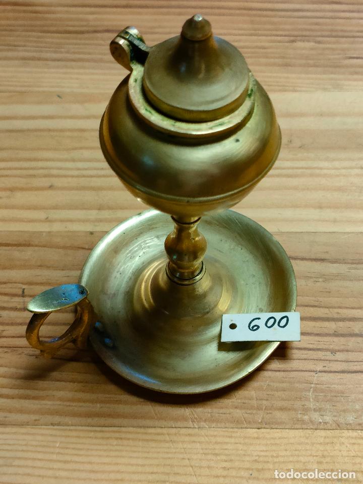 Antig&uuml;edades: ANTIGUO CANDIL DE ACEITE DE LATON - Foto 1