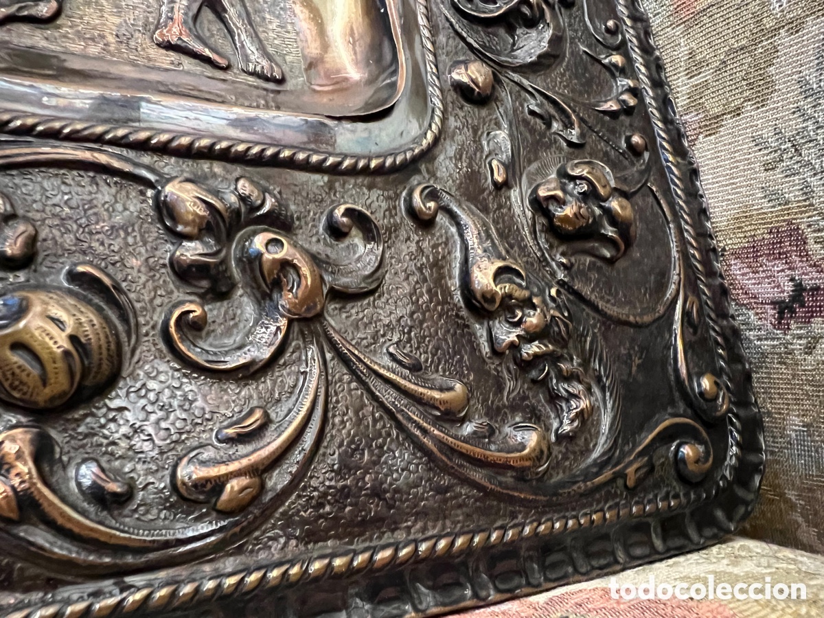 Antig&uuml;edades: ANTIGUA BADEJA EN COBRE REPUJADO - Foto 5