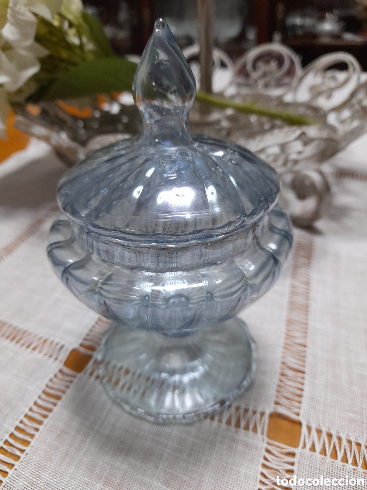 Antig&uuml;edades: POLVERA EN CRISTAL FINO AZUL - Foto 1