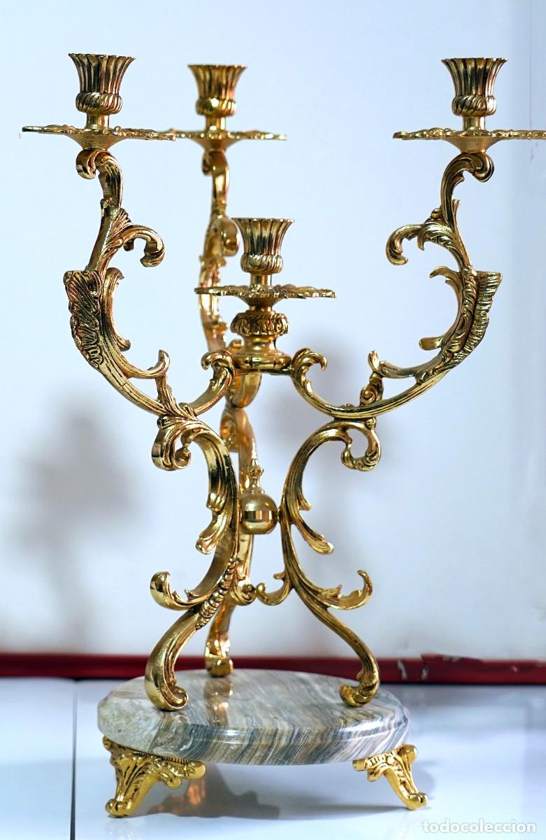 Antig&uuml;edades: Candelabros bronce ba&ntilde;o oro Rocalba - Foto 2
