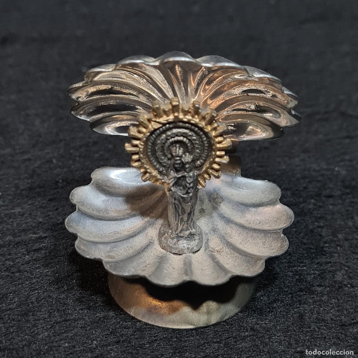 Antig&uuml;edades: CONCHA CON LA VIRGEN DEL PILAR EN EL INTERIOR - METAL - 5cm / CAA - Foto 1