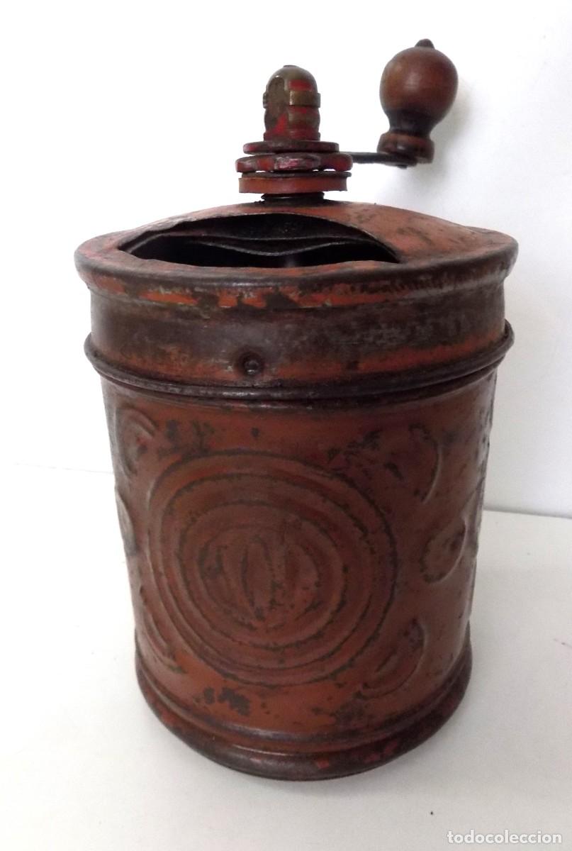 Antig&uuml;edades: MOLINILLO DE CAF&Eacute; MET&Aacute;LICO MARCA SOL. MODELO 446 -IDEAL-. ESPA&Ntilde;A. CA. 1920/30