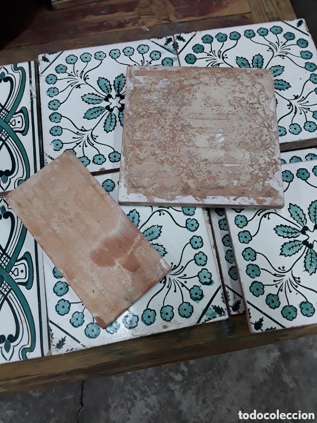 Antig&uuml;edades: Azulejos (12 ) y 6 fenefas - Foto 4