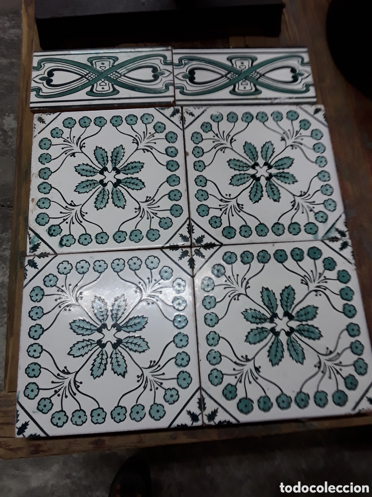 Antig&uuml;edades: Azulejos (12 ) y 6 fenefas - Foto 1