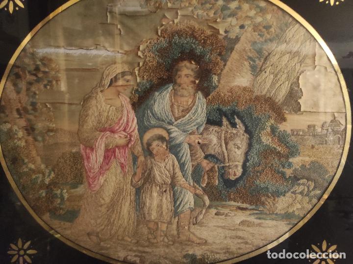 Antig&uuml;edades: cuadro bordado religioso - Foto 2