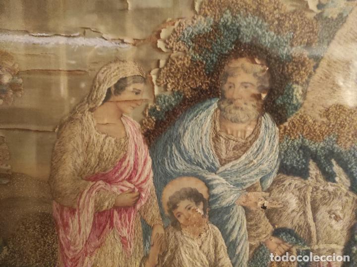 Antig&uuml;edades: cuadro bordado religioso - Foto 5